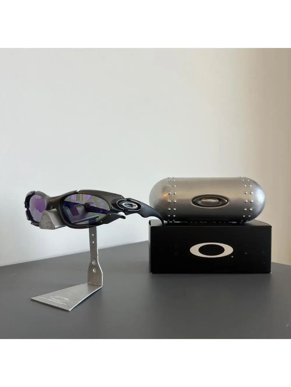 Oakley Men's Silver and Black Sunglass